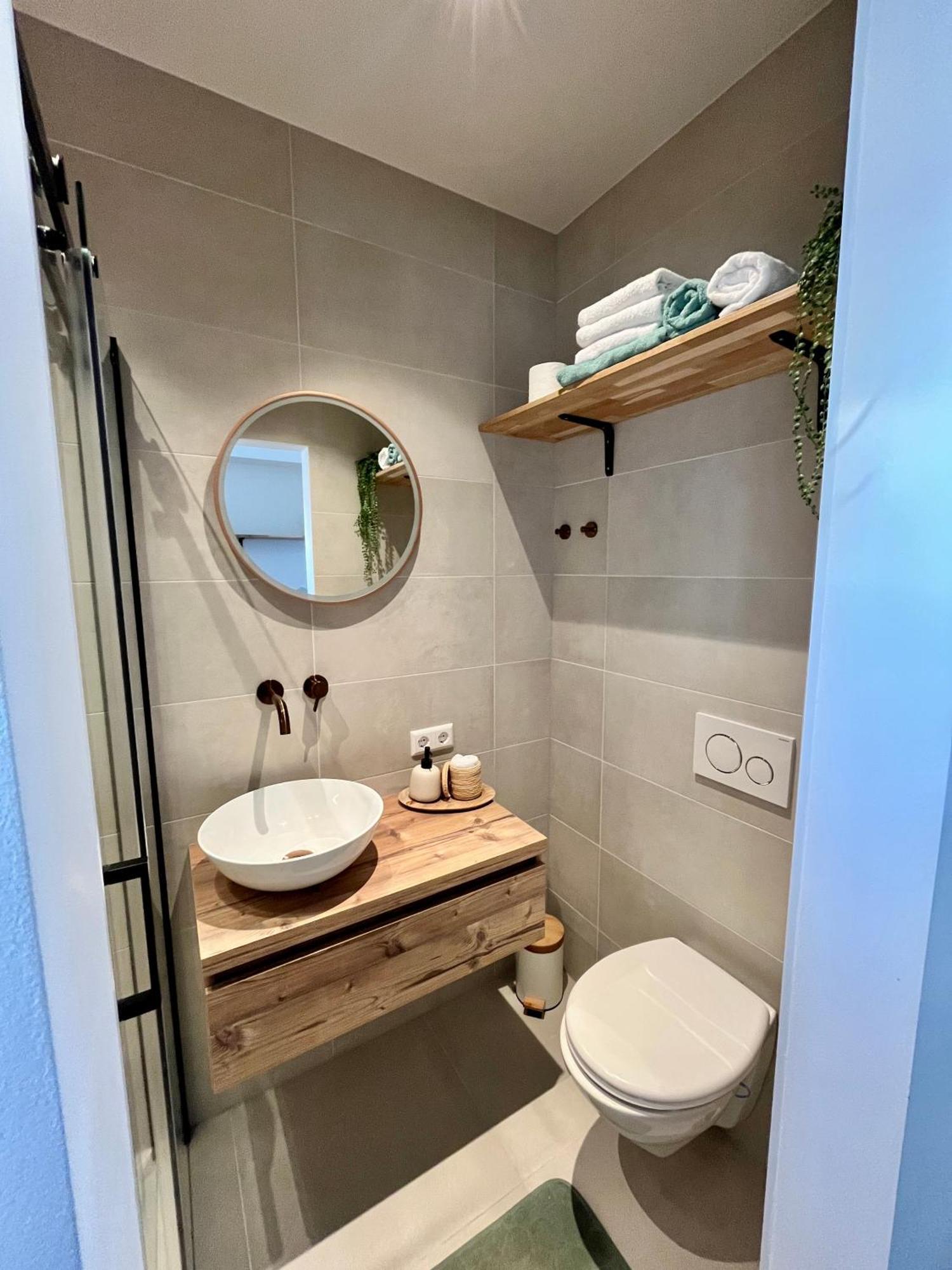 Tiny House In Center Aalsmeer I Close To Schiphol & Amsterdam Exterior foto