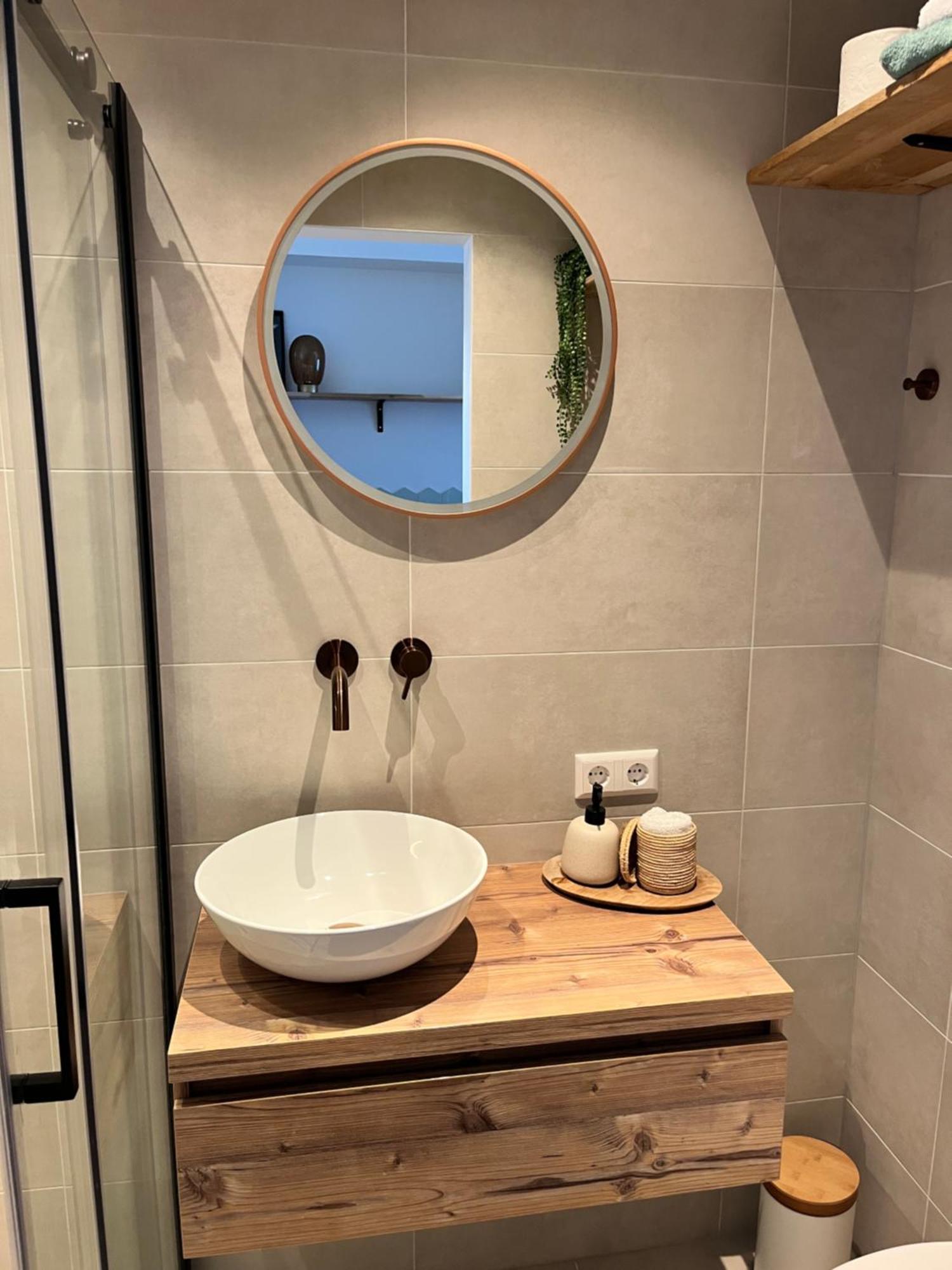 Tiny House In Center Aalsmeer I Close To Schiphol & Amsterdam Exterior foto